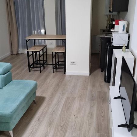Apartament Cwa 1 Aeroport Отопени Экстерьер фото